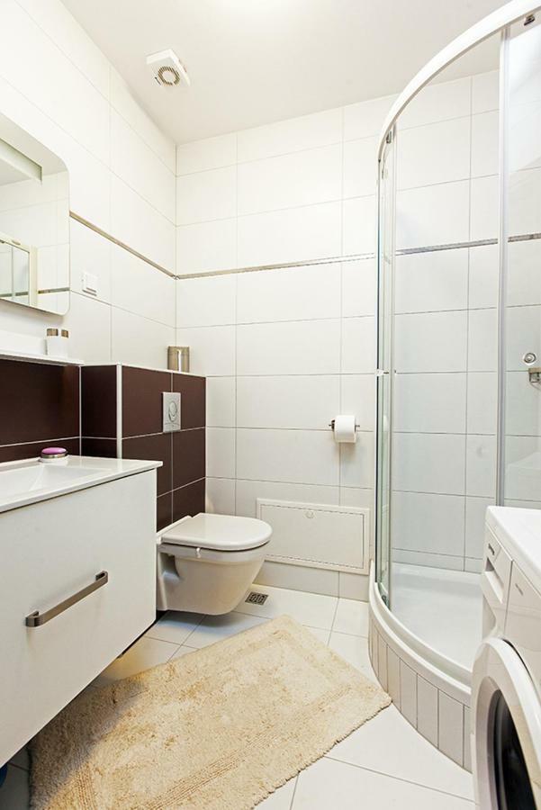 Apartment Makarska Free Beach Parking Eksteriør bilde